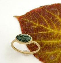 Load image into Gallery viewer, Ring Lake Superior Greenstone 14k
