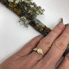 Load image into Gallery viewer, Ring Cairn of Gold Pebbles Diamonds