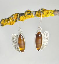 Load image into Gallery viewer, Earrings Botswana Agate

