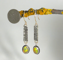 Load image into Gallery viewer, Earrings Ethiopian Opals
