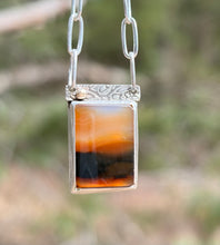 Load image into Gallery viewer, Pendant Montana Agate

