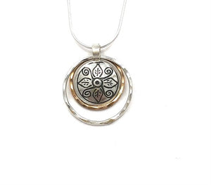 Pendant Double Ringed Leaf Spiral
