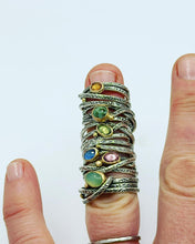 Load image into Gallery viewer, Ring Sapphire Green
