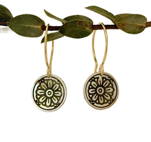 Load image into Gallery viewer, Earrings Daisy
