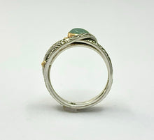 Load image into Gallery viewer, Ring Greenstone Silver and Gold
