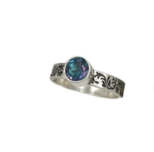 Load image into Gallery viewer, Ring Mystic Blue Topaz with Herb Etching
